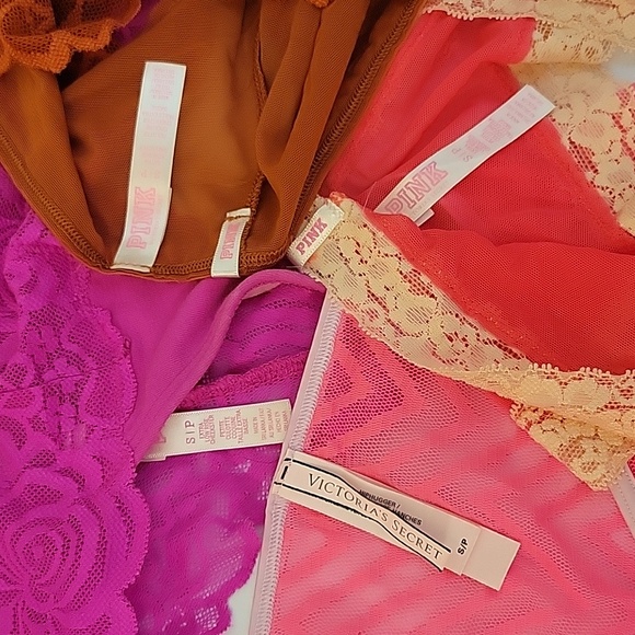 NWOT Lot of 4 PINK/Victorias Secret lacey panties sz Small - Picture 4 of 4